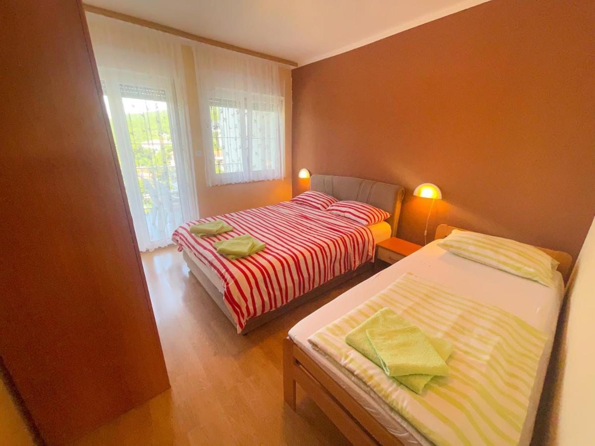 Apartmani Combaj 卓得诺沃 外观 照片